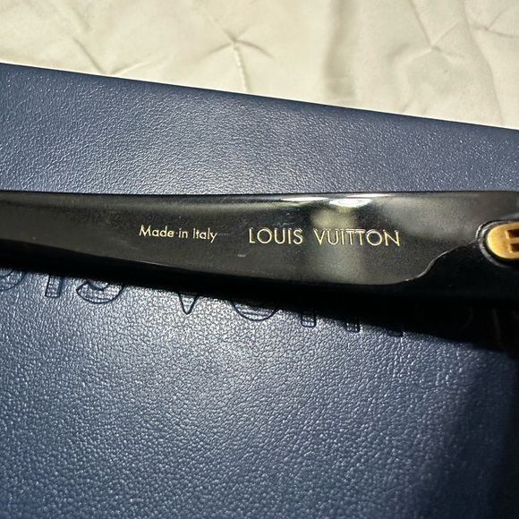 Mens . Louis Vuitton. (New authentic 100%  Z1502W 
Evidence Sunglasses - Picture 8 of 11